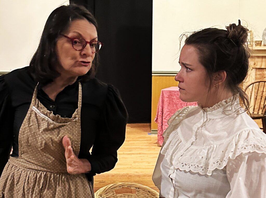 Dyana Lee as Fannie Steimer and Amy Donahue as Mollie Steimer